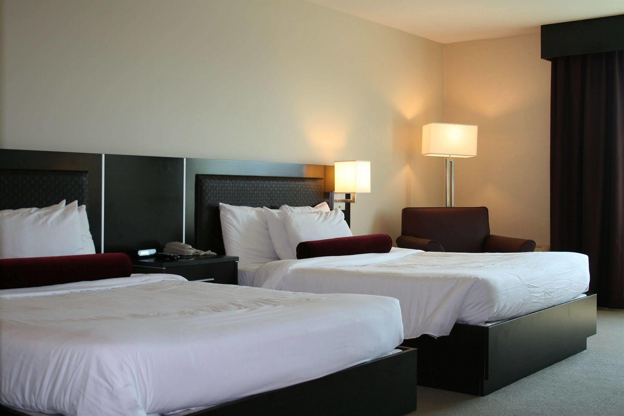 Casino Queen Hotel Saint-Louis Extérieur photo
